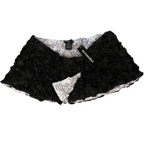 NWT! ILANA formal reversible black & silver rosette capelet / stole